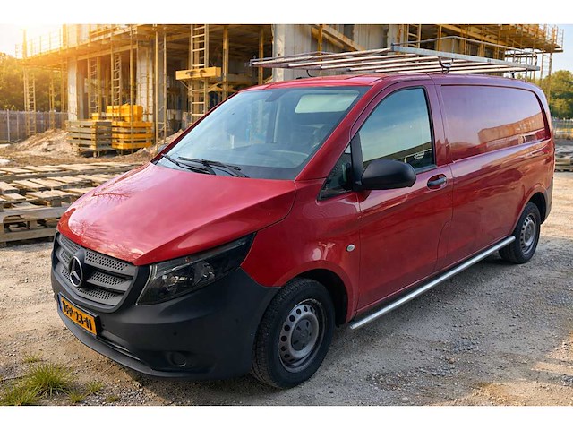 2017 - mercedes-benz - vito - bedrijfswagen - afbeelding 1 van  3
