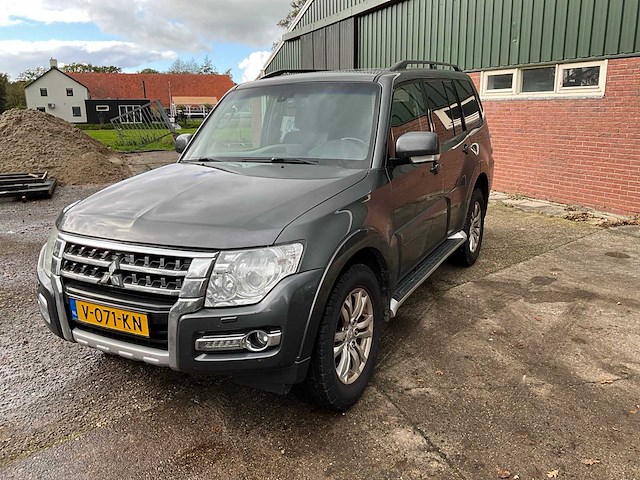 2017 - mitsubishi - pajero - bedrijfswagen - afbeelding 6 van  48
