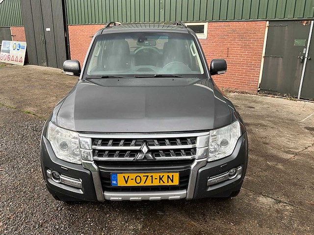 2017 - mitsubishi - pajero - bedrijfswagen - afbeelding 7 van  48