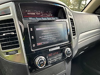 2017 - mitsubishi - pajero - bedrijfswagen - afbeelding 26 van  35