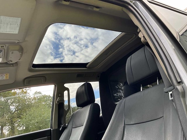 2017 - mitsubishi - pajero - bedrijfswagen - afbeelding 29 van  35