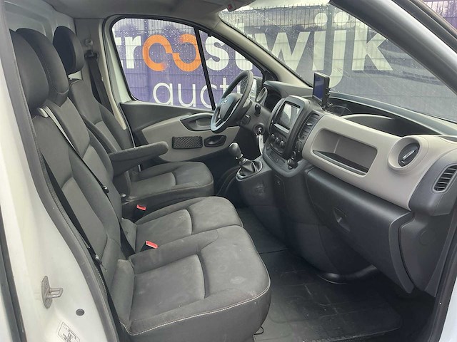 2017 - nissan - nv300 - 1.6 dci l2h1 acenta - bedrijfswagen - afbeelding 12 van  13