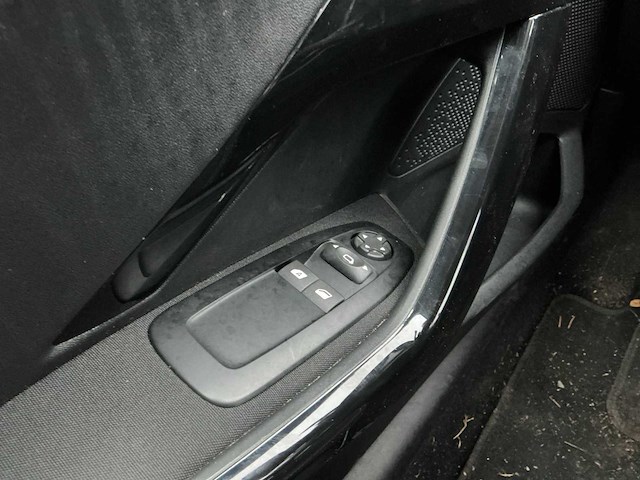 2017 - peugeot - 208 - 1.2 pt blue lease - personenauto - afbeelding 11 van  13