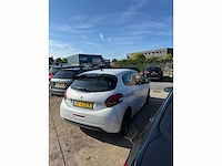 2017 - peugeot - 208 - 1.2 puretech allure rf-672-x iaw - afbeelding 3 van  8