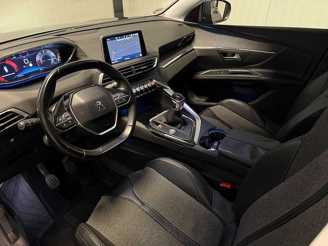 2017 - peugeot - 5008 - 1.2 pt bl. premium pp-736-h iaw - afbeelding 9 van  15
