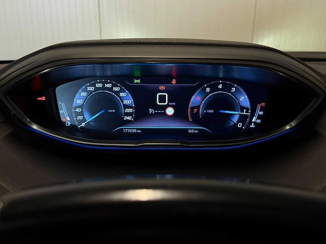 2017 - peugeot - 5008 - 1.2 pt bl. premium pp-736-h iaw - afbeelding 4 van  15