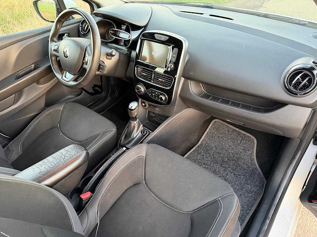 2017 - renault - clio estate - 1.5 dci ecol. zen pg-567-p iaw - afbeelding 7 van  17