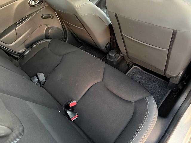 2017 - renault - clio estate - 1.5 dci ecol. zen pg-567-p iaw - afbeelding 13 van  17