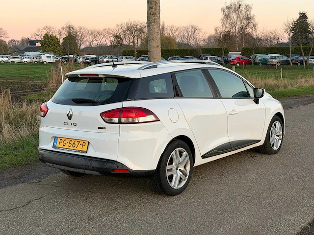 2017 - renault - clio estate - 1.5 dci ecol. zen pg-567-p iaw - afbeelding 9 van  17