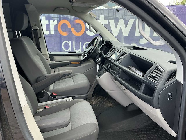 2017 - volkswagen - transporter - 2.0 tdi l1h2 highl. - bedrijfswagen - afbeelding 1 van  15