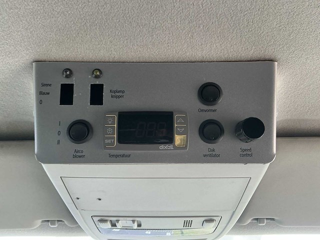 2017 - volkswagen - transporter - 2.0 tdi l1h2 highl. - bedrijfswagen - afbeelding 5 van  15
