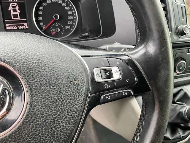 2017 - volkswagen - transporter - 2.0 tdi l2h1 dc 4mco - personenauto - afbeelding 26 van  39