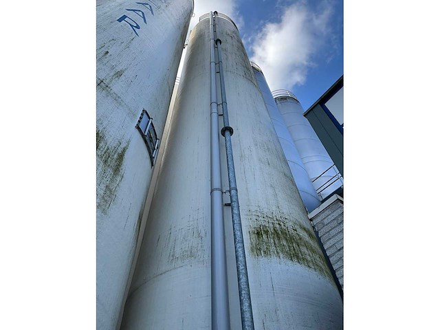 2017 110 m3 verticale polyester opslagsilo - afbeelding 4 van  8