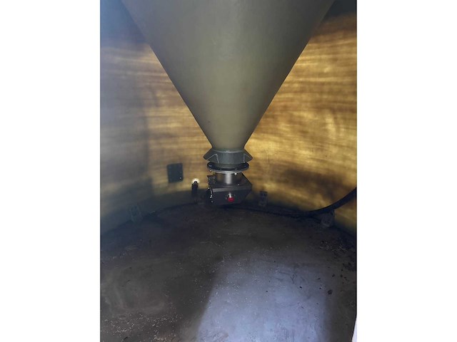 2017 110 m3 verticale polyester opslagsilo - afbeelding 6 van  6