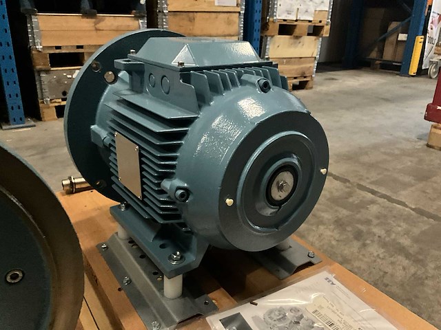 2017 abb generator - ongebruikt - afbeelding 2 van  6