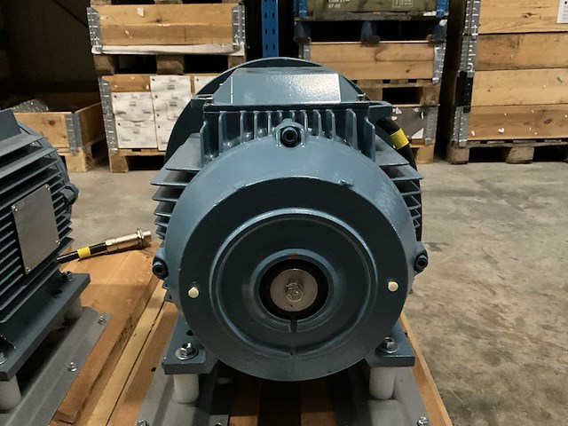 2017 abb generator - ongebruikt - afbeelding 3 van  6