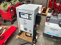 2017 aerovironment / posicharge svs80 tractiebatterijlader - afbeelding 1 van  8