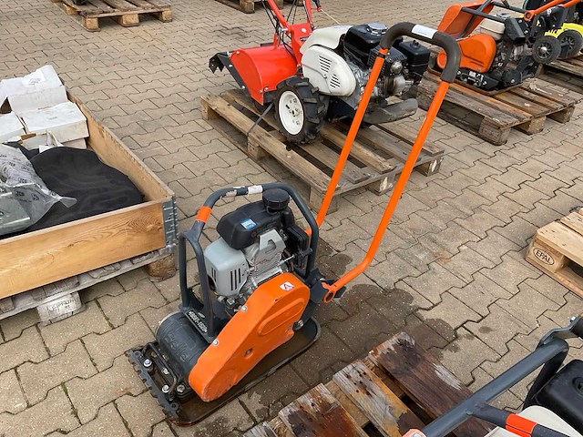 2017 altrad / belle lc3228 compacte trilplaat - afbeelding 4 van  6