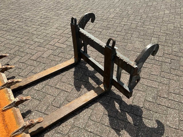 2017 atlas ar65e shovel - afbeelding 24 van  29