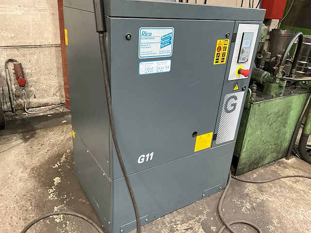 2017 atlas copco g11p schroefcompressor 10 bar met drukvat - afbeelding 2 van  7