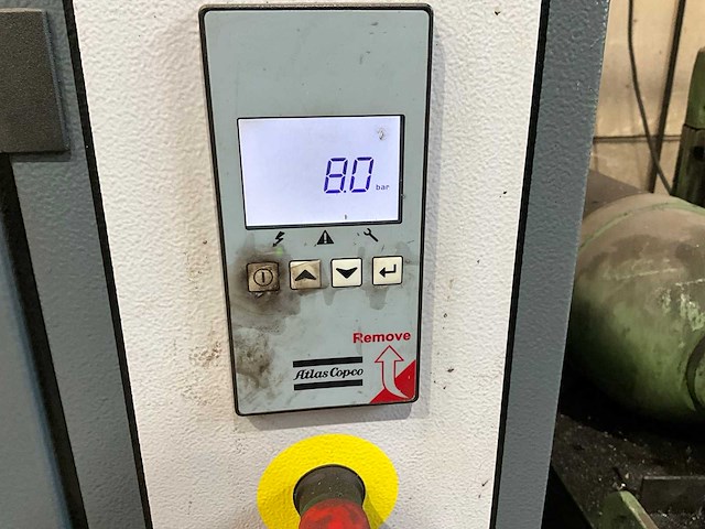 2017 atlas copco g11p schroefcompressor 10 bar met drukvat - afbeelding 3 van  7