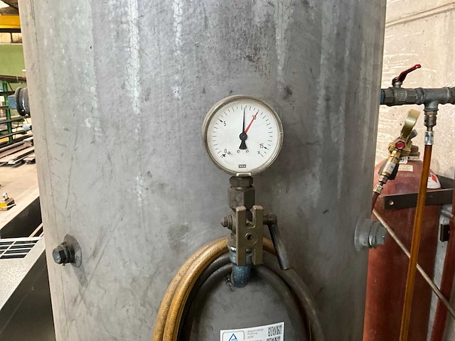 2017 atlas copco g11p schroefcompressor 10 bar met drukvat - afbeelding 7 van  7