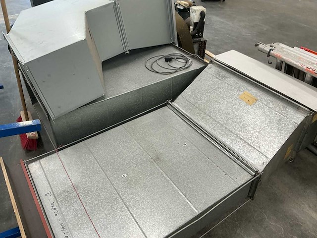 2017 atlas copco ga11vsd+ff schroefcompressor - afbeelding 18 van  27