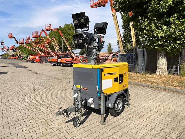 2017 atlas copco / grupos electrogenos hilight h5+ led lichtmast aanhangwagen - afbeelding 12 van  26