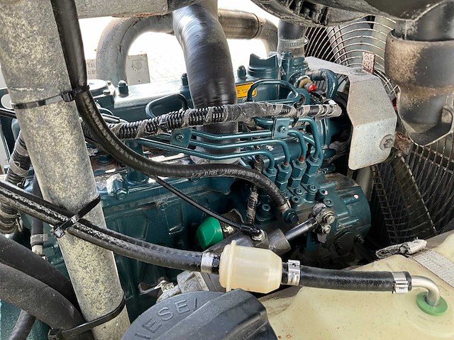 2017 atlas copco xas48g mobiele schroefcompressor - afbeelding 2 van  8