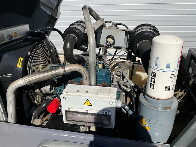 2017 atlas copco xas48g mobiele schroefcompressor - afbeelding 9 van  11