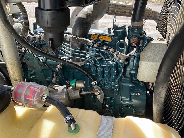 2017 atlas copco xas48g mobiele schroefcompressor - afbeelding 11 van  11