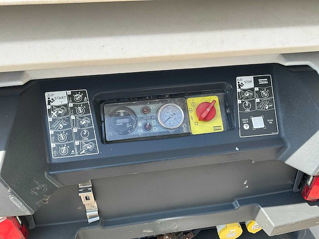 2017 atlas copco xas48g mobiele schroefcompressor - afbeelding 7 van  10