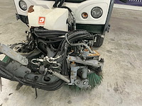 2017 ausa b2000h zelfrijdende veegmachine - afbeelding 2 van  24