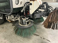 2017 ausa b2000h zelfrijdende veegmachine - afbeelding 24 van  24