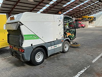 2017 ausa b200h zelfrijdende veegmachine - afbeelding 8 van  13