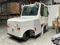 2017 avt grt rescue towing vehicle bergingsvoertuig (tugger) - afbeelding 33 van  45