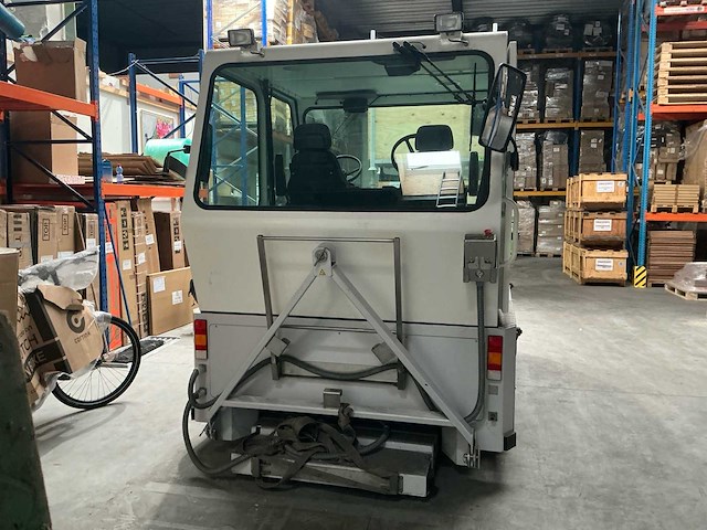 2017 avt grt rescue towing vehicle bergingsvoertuig (tugger) - afbeelding 45 van  45