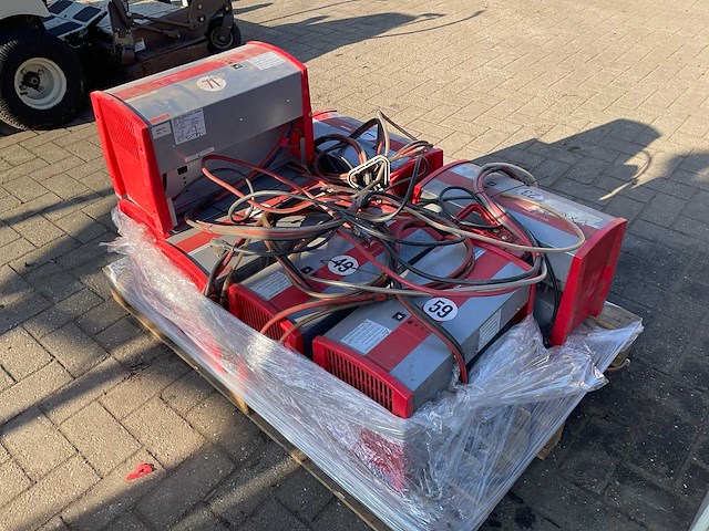 2017 belatron e230 acculader (7x) - afbeelding 7 van  7