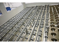 2017 benteler 2-delige glas panelen laad fifo systeem inclusief 5-delige kruiswissel systeem en rollenbaan systeem (c) - afbeelding 9 van  34