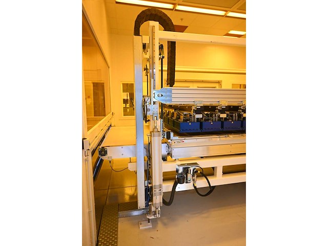 2017 benteler / 4pico kantelbare glasplaat assembleerlijn met 4pico uv-oppervlakte behandeling lijn (c) - afbeelding 34 van  37