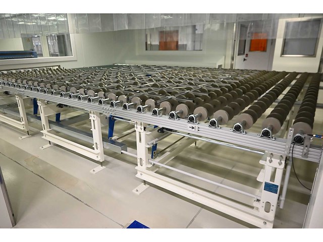 2017 benteler conveyor unloading / (turn over) crossbelt conveyor 7-delige aangedreven conveyor transportband systeem met kanteltafel en verticale zij-uitgifte (c) - afbeelding 16 van  36
