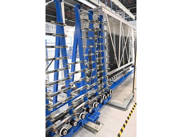 2017 benteler / masévon vertical conveyor 2-delige glas laad en ontlaad station - afbeelding 13 van  17
