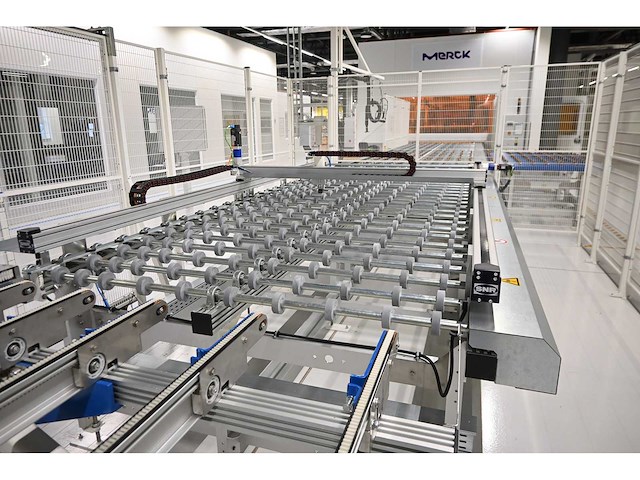 2017 benteler / snr / elabo 4-delige conveyor final inspection lijn met automatisch meet systeem (c) - afbeelding 1 van  19