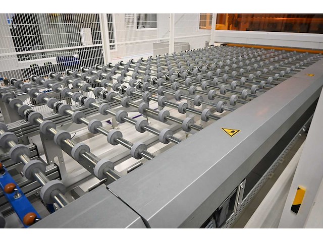 2017 benteler / snr / elabo 4-delige conveyor final inspection lijn met automatisch meet systeem - afbeelding 1 van  18