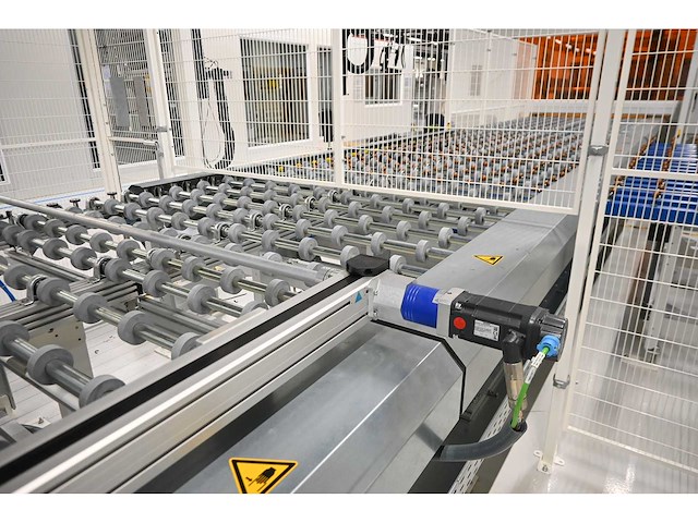 2017 benteler / snr / elabo 4-delige conveyor final inspection lijn met automatisch meet systeem - afbeelding 15 van  18