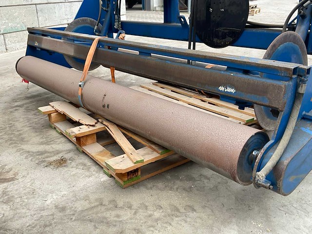 2017 blijleven kgm2000 kunstgras oprolmachine - afbeelding 2 van  13