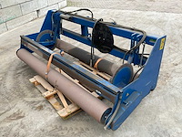 2017 blijleven kgm2000 kunstgras oprolmachine - afbeelding 1 van  13