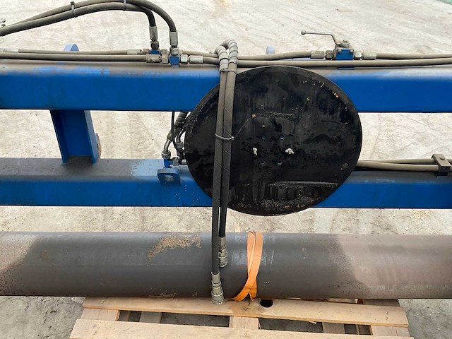 2017 blijleven kgm2000 kunstgras oprolmachine - afbeelding 13 van  13