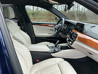 2017 bmw 5-serie m550i xd executive personenauto - afbeelding 18 van  34