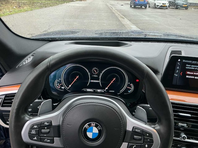 2017 bmw 5-serie m550i xd executive personenauto - afbeelding 20 van  34